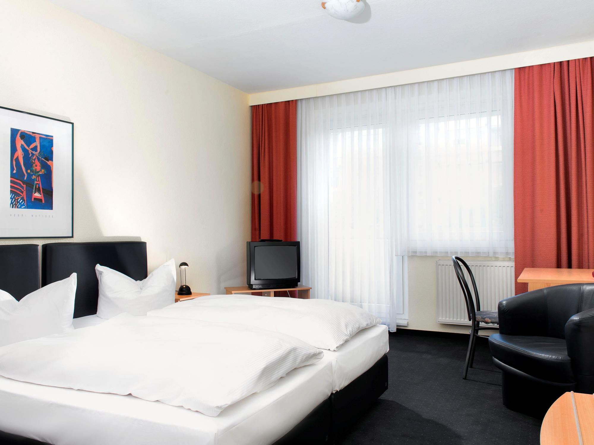 Days Centre Hotel